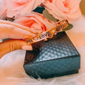 Candie's Jewelry - Bracelet Candie's Jewelry - Bracelet